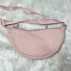 BNWT LIGHT PINK UNIQLO CROSSBODY BAG